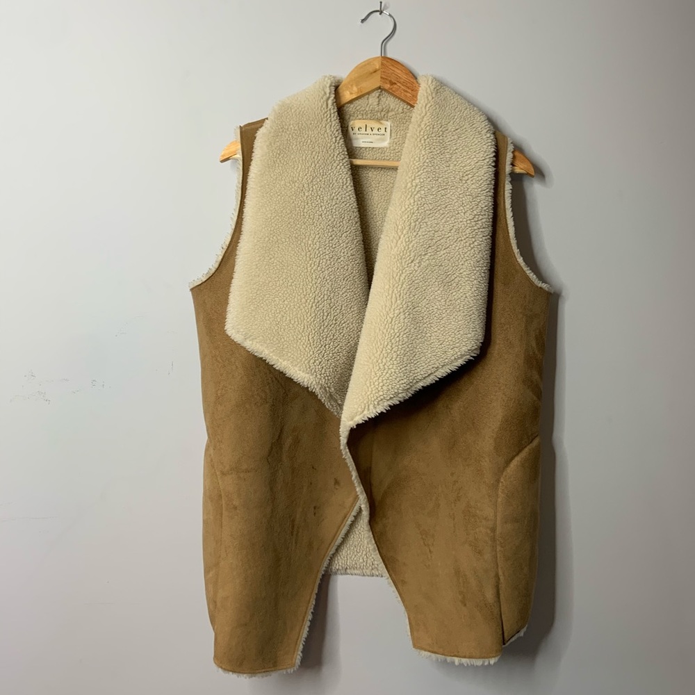 Velvet by Graham & Spencer Shearling Vest, sz. M/L